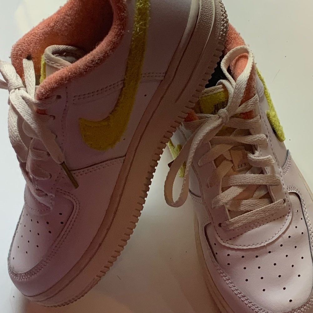 Air Force One Lx Size 2